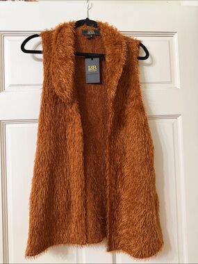 L&B Plush Faux Fur Open Vest in Rust Brown